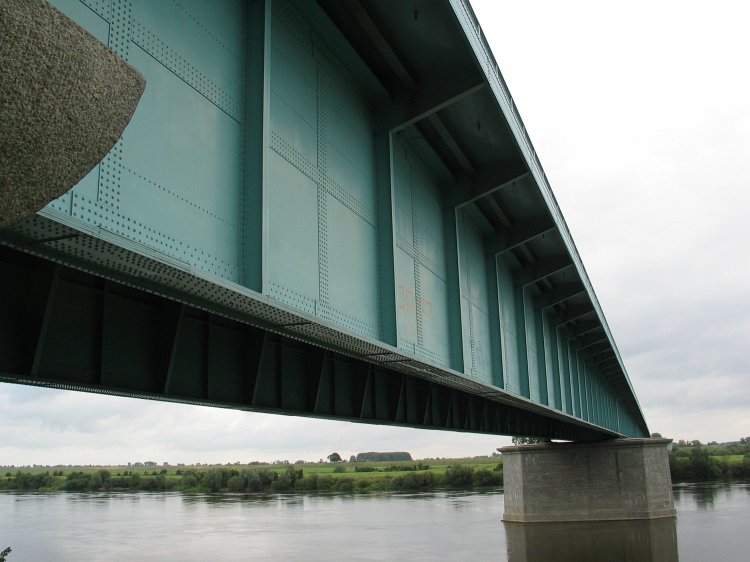 Widok mostu w Knybawie